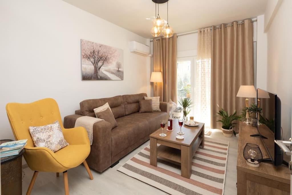 Afrodite'S Cosy And Lovely Apartment Alepou Exterior photo